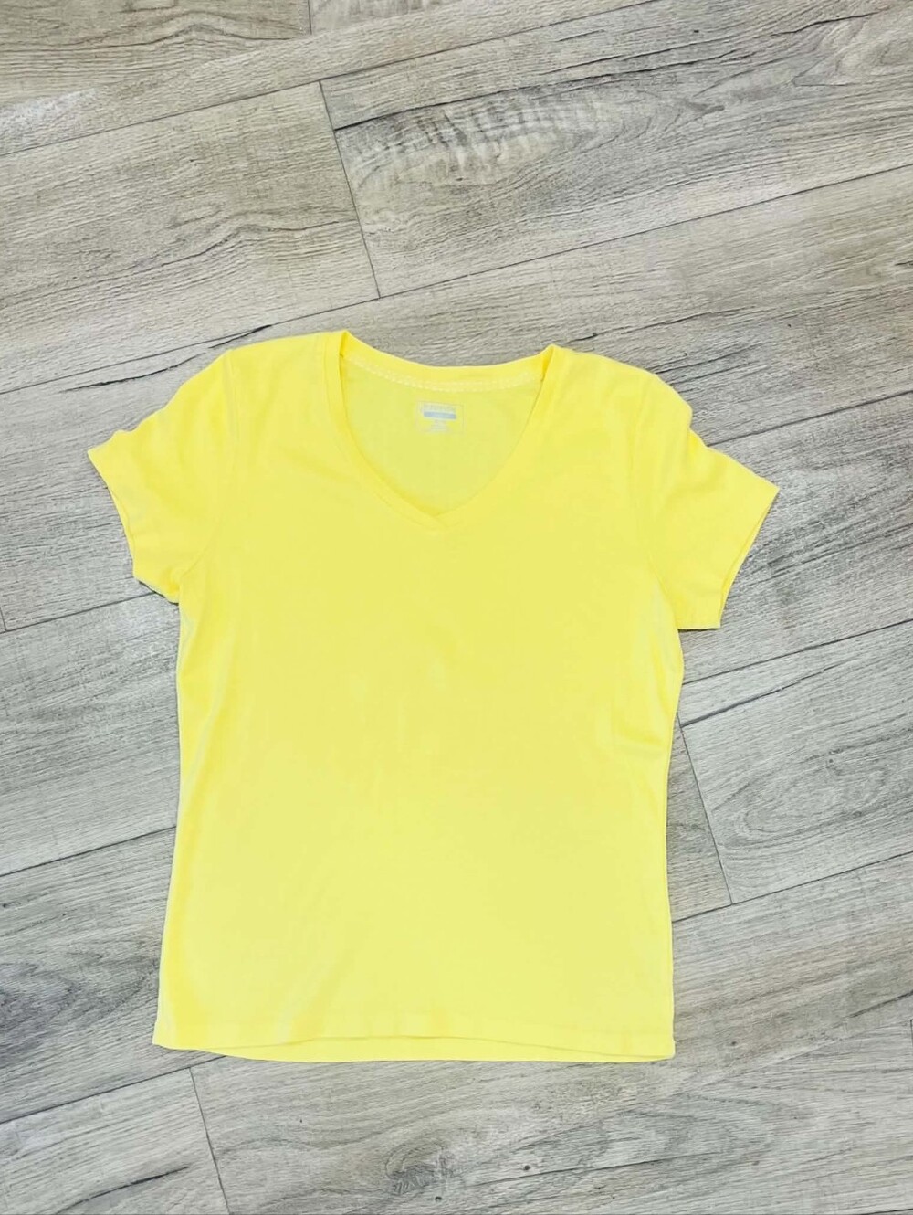 St. John's Bay Yellow V-Neck Short Sleeve Tee
